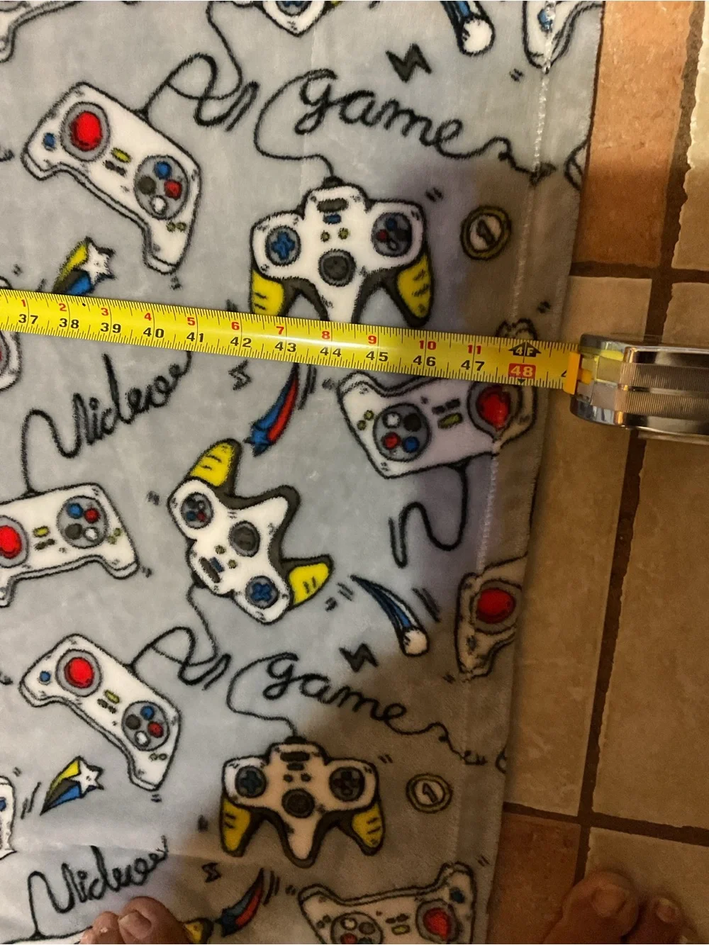 Grey Gamer Print Plush Throw Blanket - Soft Fleece